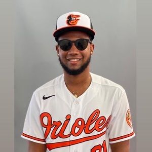 Meet your Posher, Jarlin